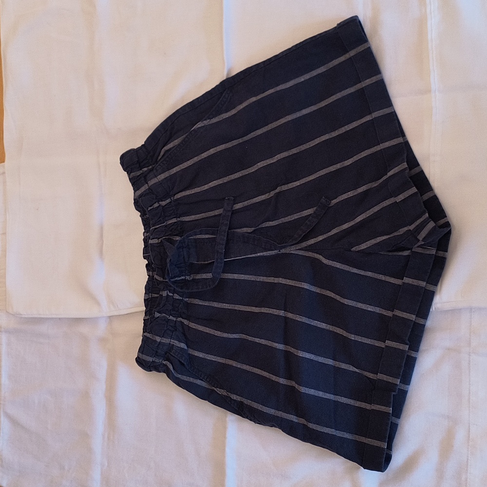 Retro 80's Paper-bag linen/cotton mix shorts